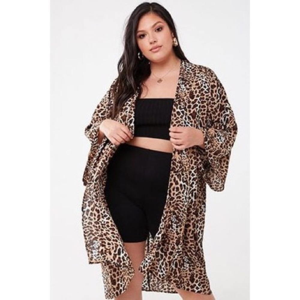 Leopard print kimono 🐾